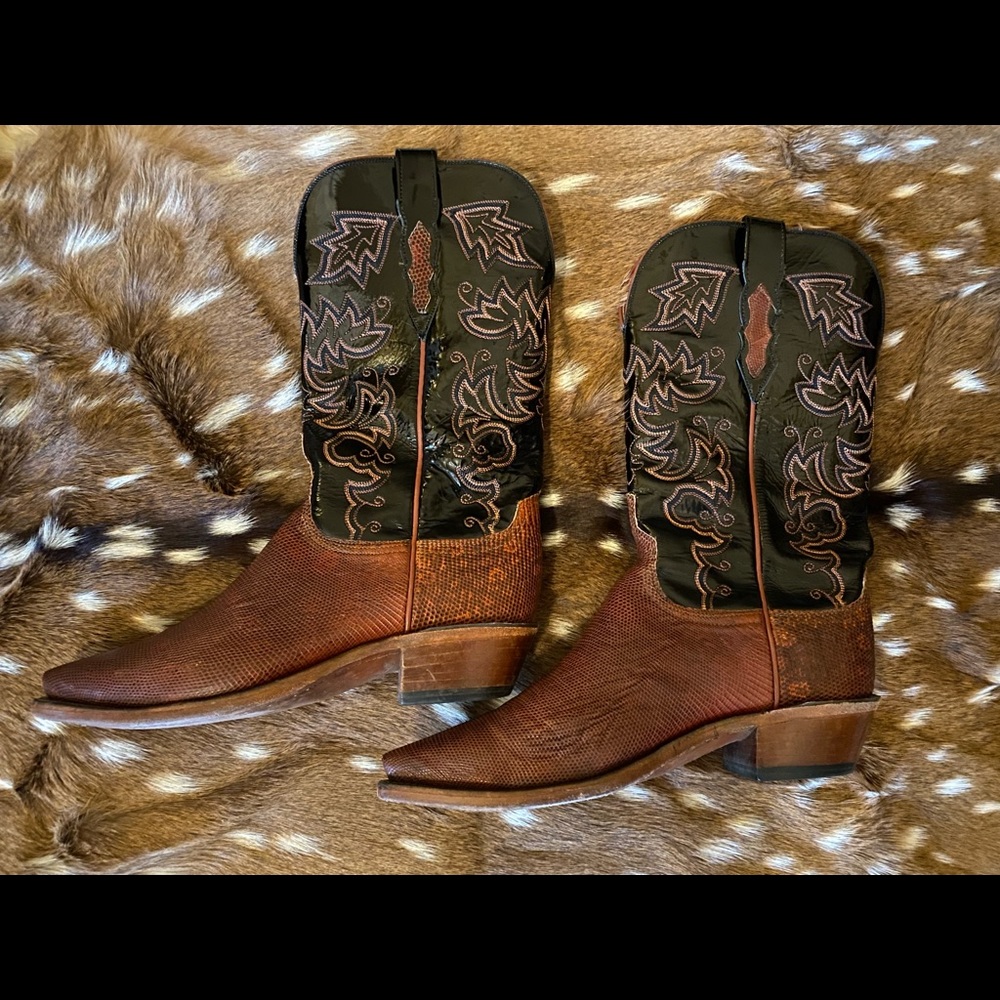 Lucchese 1883 Women’s 9B Brown Stingray and Black Patent Leather